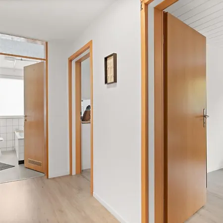 Easygoing Switch Streaming Schoenes 4 Personen * アルンスベルク